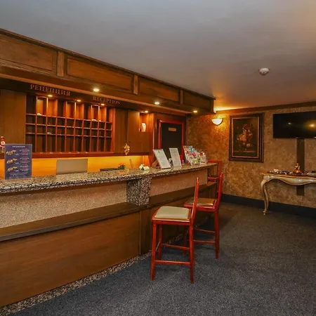 Hotel Club 3*