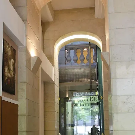 Hotel Club 3*