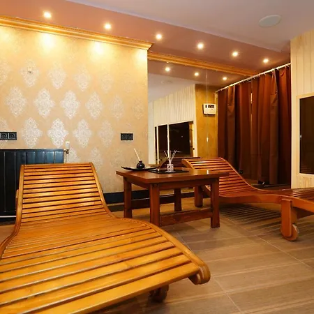فندق Club 3*